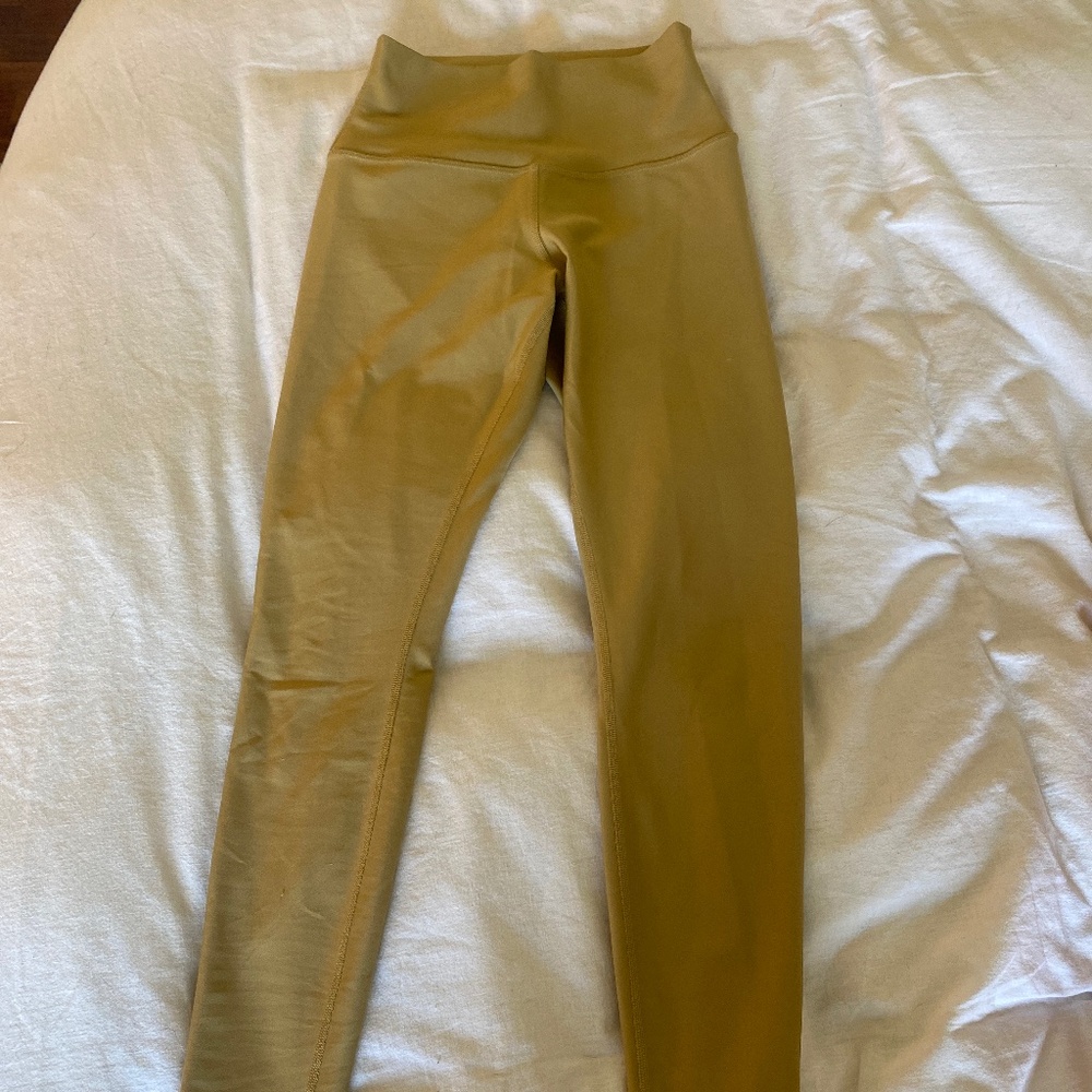 Alo Airlift Leggings
